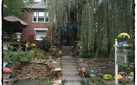 Gaslight Bed & Breakfast